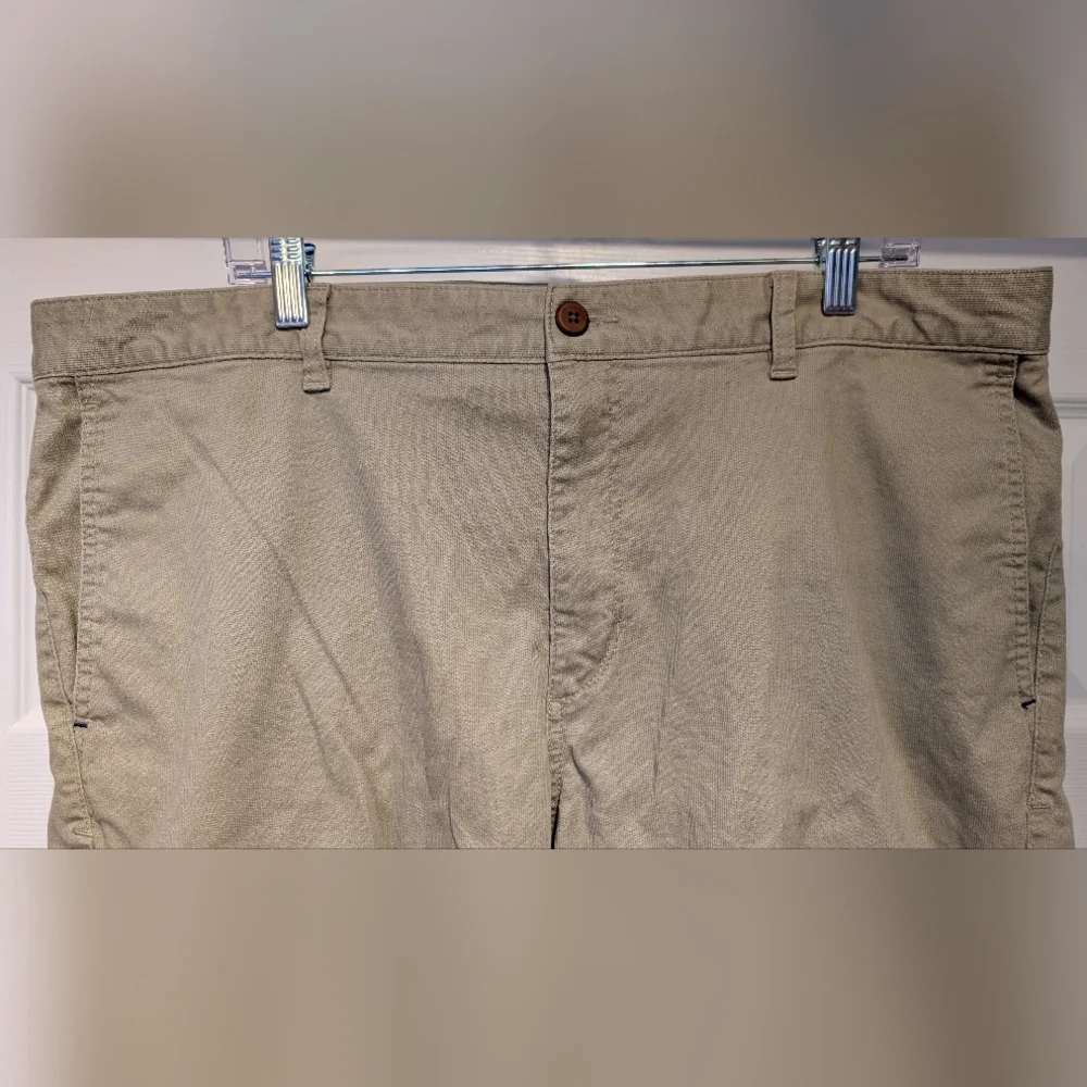 Tommy Bahama Men's Beige Tan 10